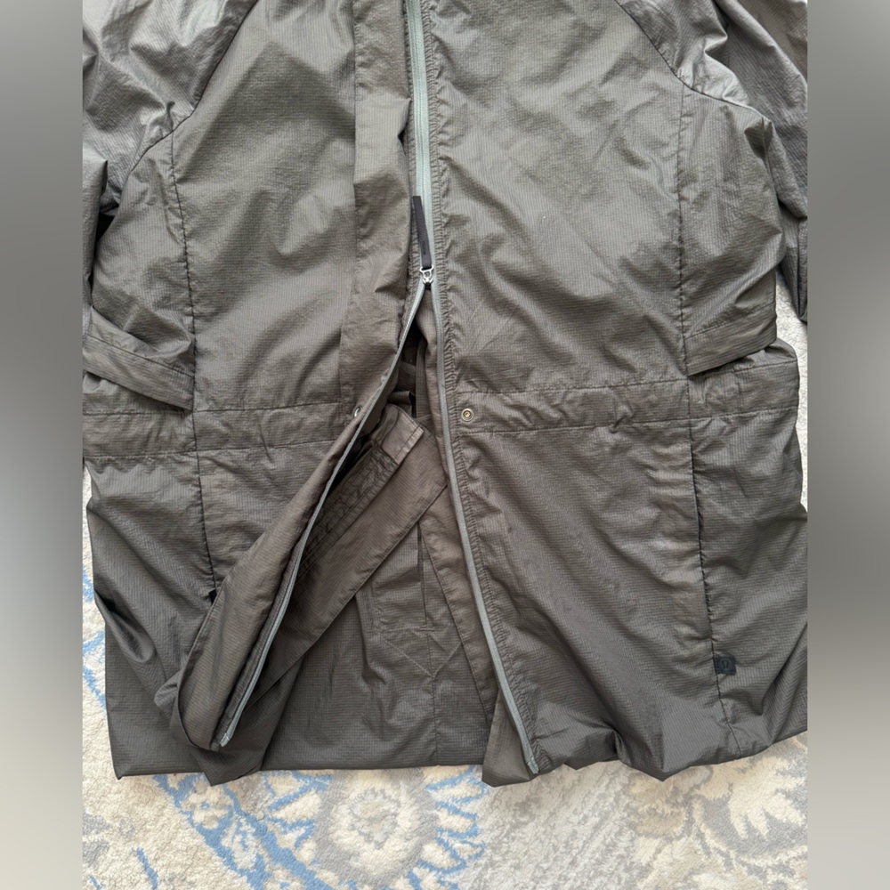Lululemon Lab Assemblage Shell Raincoat - image 8